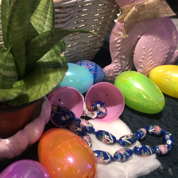 Porcelain and Gold Cloisonné Choker Necklace & Earrings Set - Picture 5 of 11